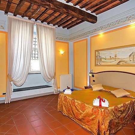 Dimora Dei Guelfi Luxury Rooms Lucca Exterior photo
