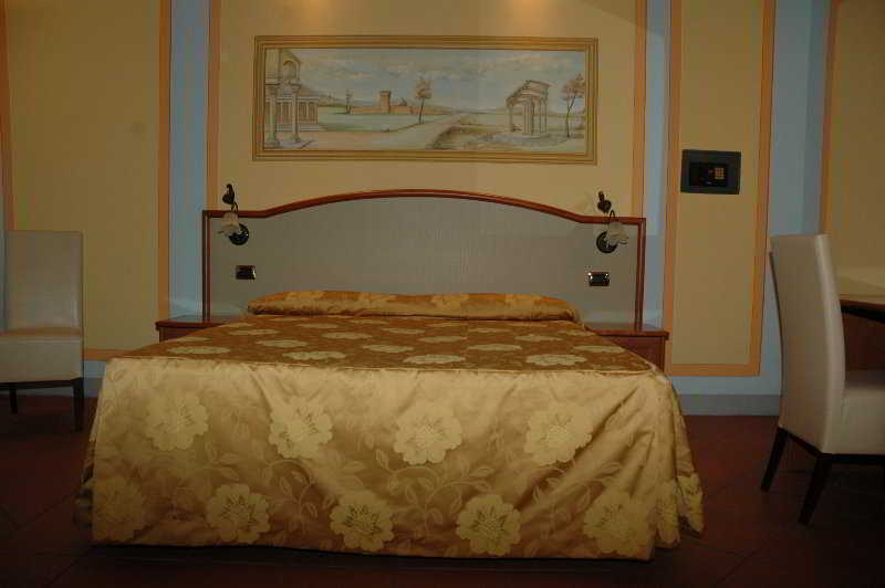 Dimora Dei Guelfi Luxury Rooms Lucca Exterior photo