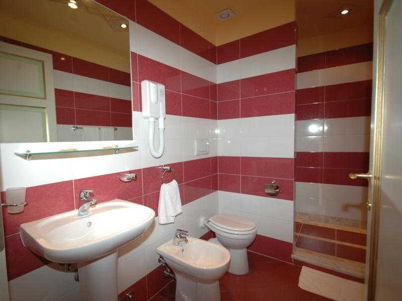 Dimora Dei Guelfi Luxury Rooms Lucca Exterior photo