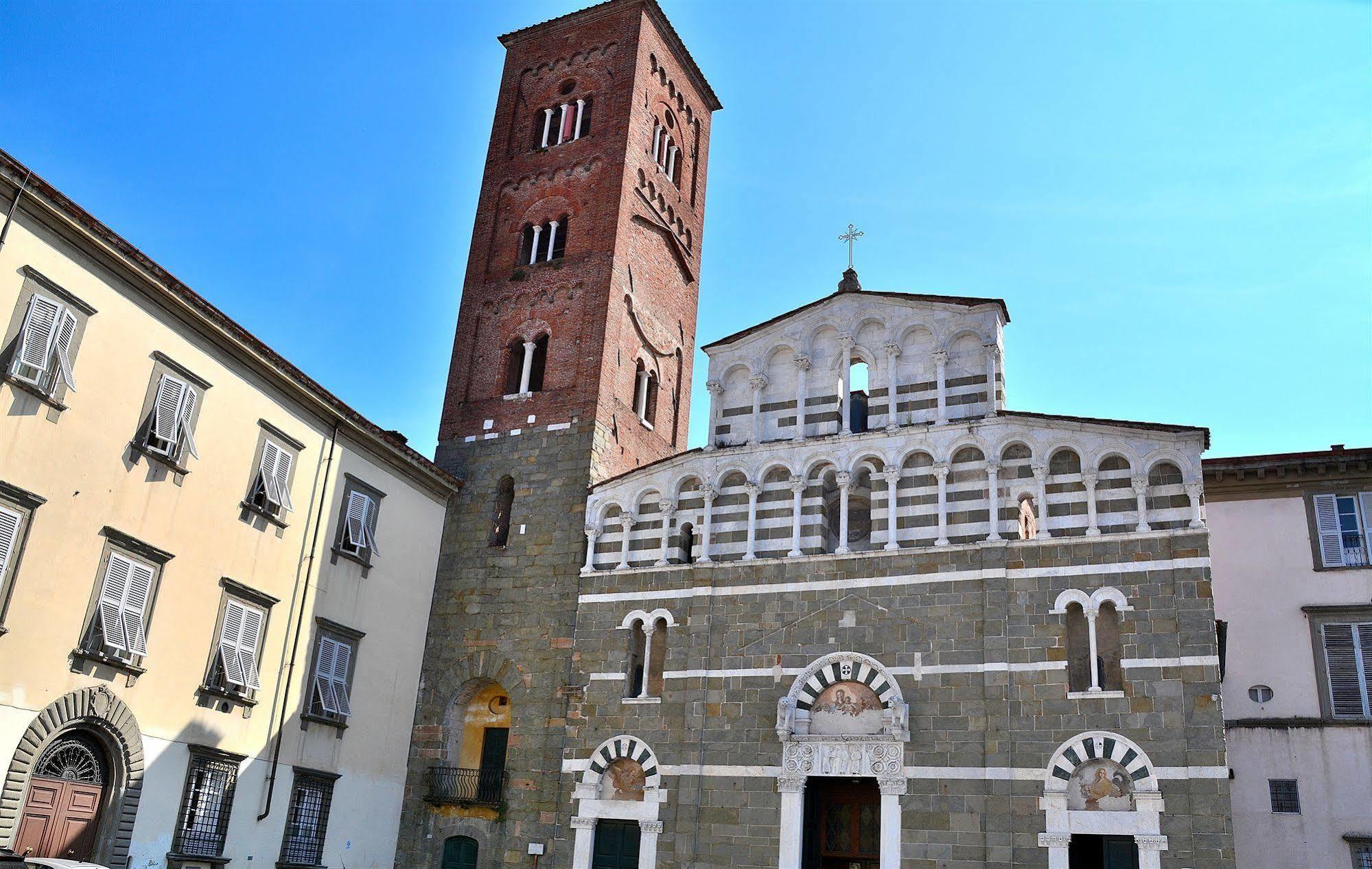 Dimora Dei Guelfi Luxury Rooms Lucca Exterior photo