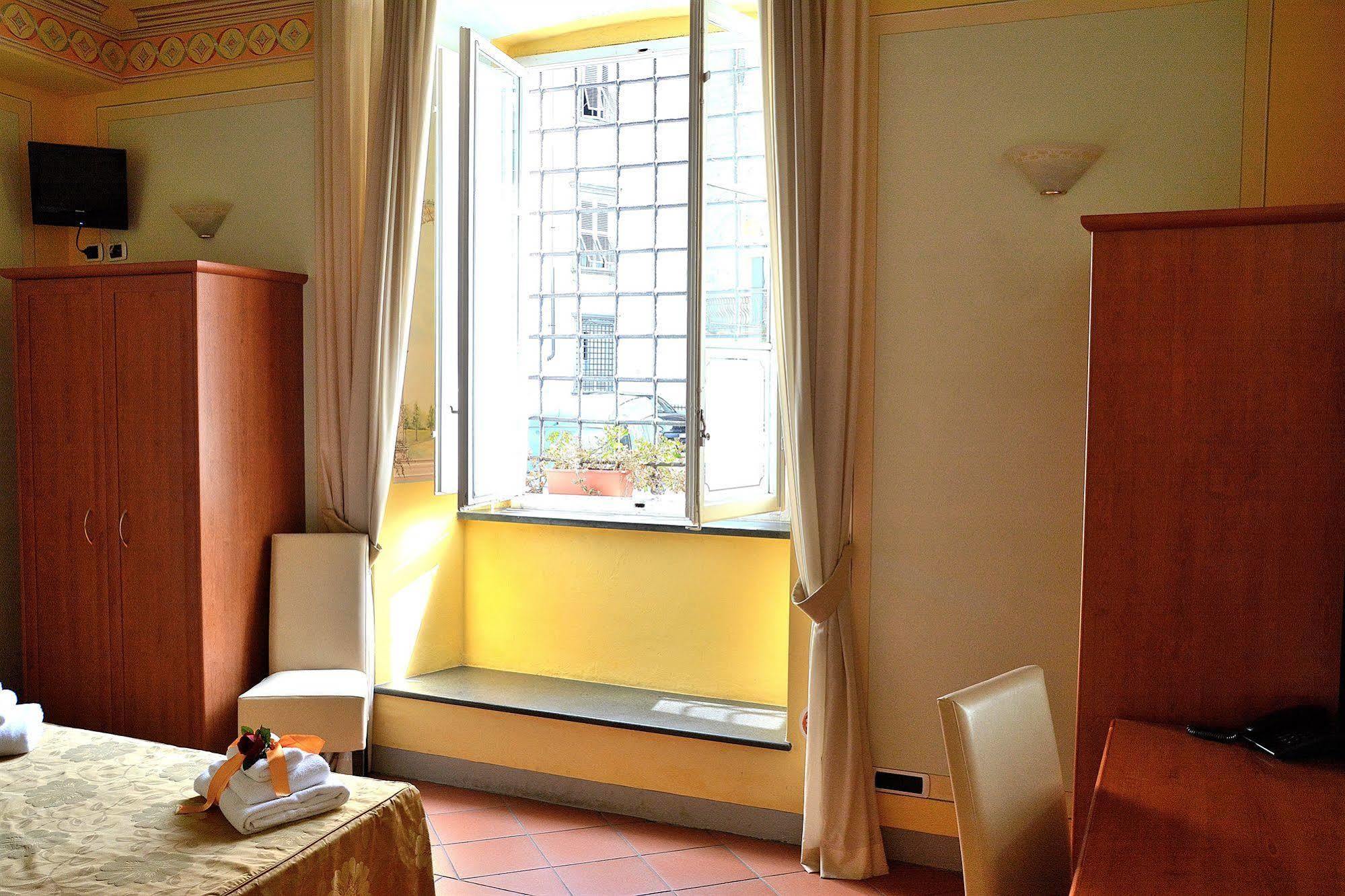 Dimora Dei Guelfi Luxury Rooms Lucca Exterior photo