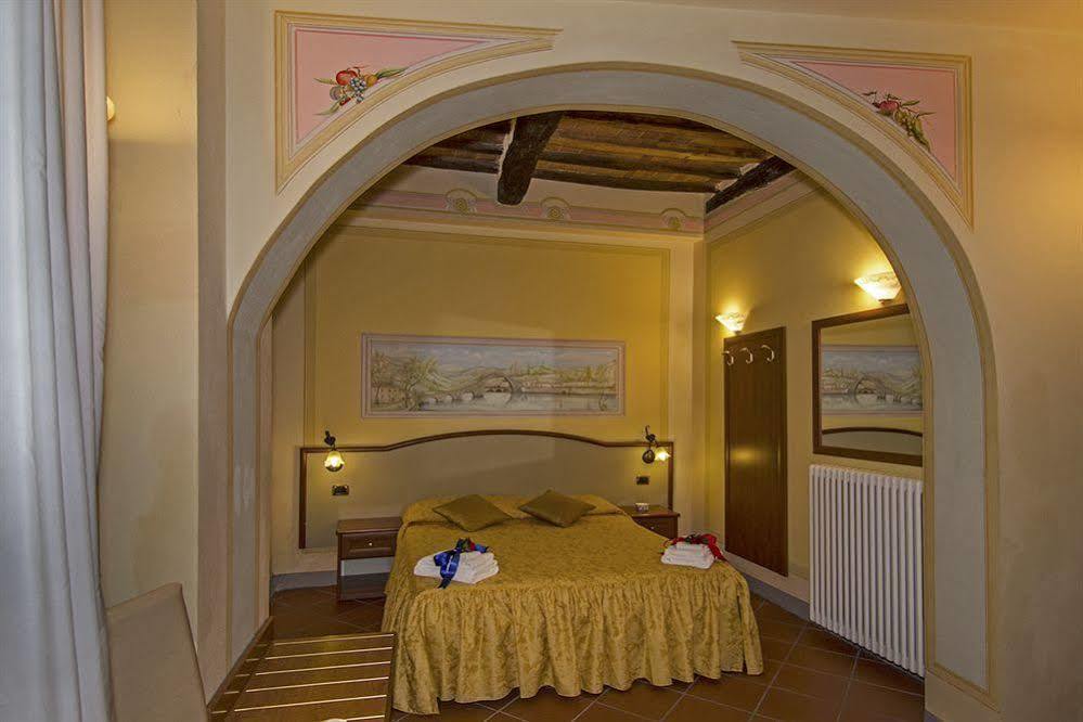 Dimora Dei Guelfi Luxury Rooms Lucca Exterior photo